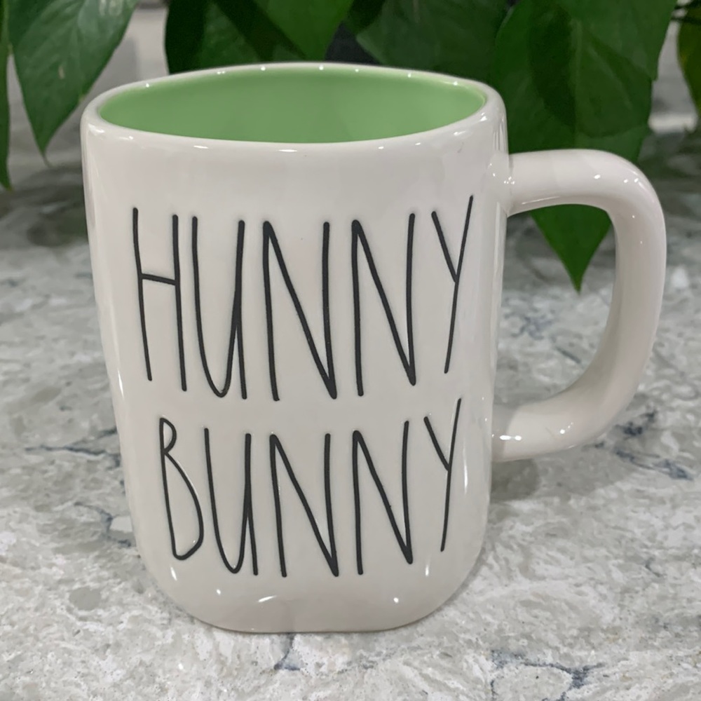 NWT, Rae Dunn “Hunny Bunny” mug